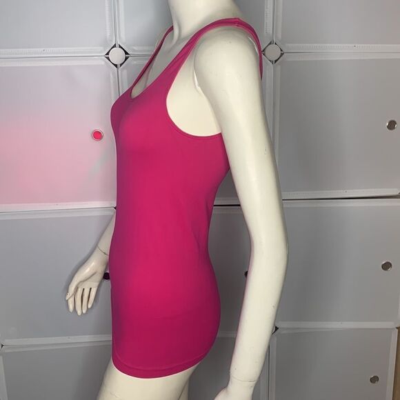 Aritzia Babaton Pink Nylon & Spandex Tank Size Large - Picture 2 of 9